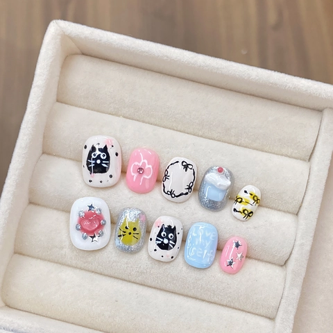 Handmade Press On Nails Resin Hand Painted Cartoon Cat Bow Star Japanese Sweet Kawaii Glossy Finished False Nails Women