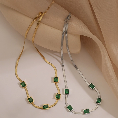 Emerald Green Cubic Zirconia Square Pendant Snake Bone Chain Necklace Titanium Steel Elegant Vintage Jewelry For Women