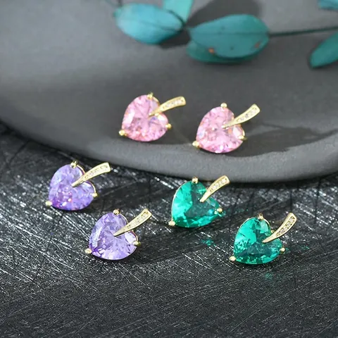 Romantici Orecchini a Lobo a Forma di Cuore in Zirconia per Donna Perno in Argento Sterling 925 Rame Placcato Oro Gioielli Eleganti Regalo