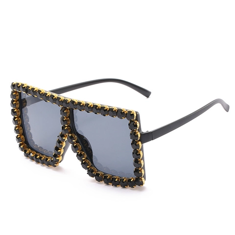 Square Oversized Sunglasses Women Luxury Rhinestone Studded Frame UV400 Protection Gradient Lens Fashion Party Eyewear