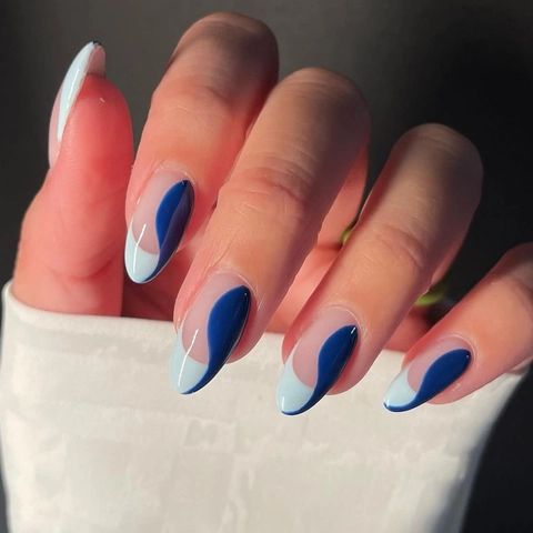 Mandel Press On Nägel Blau Französisch Abstraktes Wellendesign Lang Spitz Falsche Nägel Mit Kleber Und Feile Elegante Maniküre Für Frauen