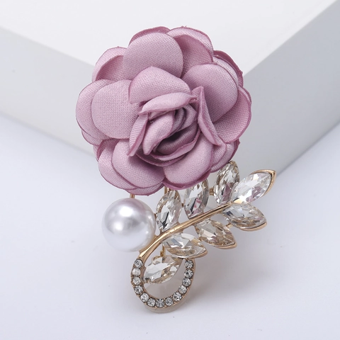 Vintage Satin Rose Flower Brooch Pin For Women Alloy Rhinestone Pearl Elegant Corsage Wedding Party Jewelry Accessories