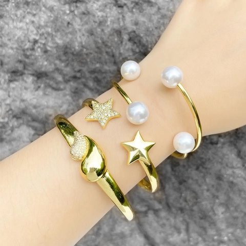 Modisches Stern Herz Offenes Armband Kupfer 18K Vergoldet Mit Zirkon Und Künstliche Perle Eleganter Schmuck Für Damen