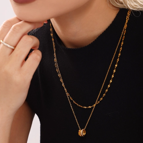 Stainless Steel Intertwined Three Ring Pendant Necklace For Women With Love Engraved Zirconia Inlaid Gold Plated Jewelry
