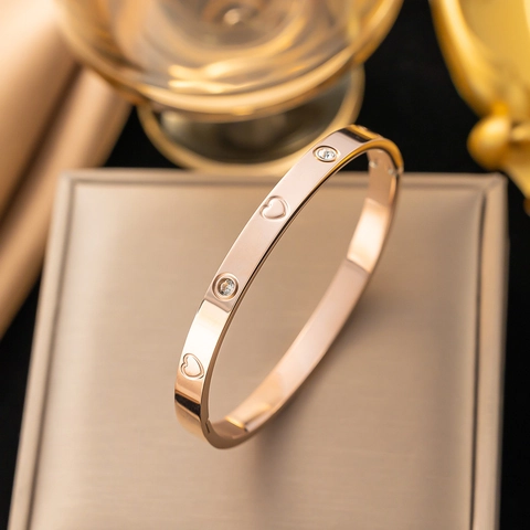 Fashion Heart Shaped Bangle Titanium Stainless Steel Rhinestone Inlaid Buckle Bracelet For Women European Jewelry