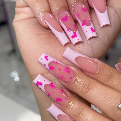 Pink French Tip Press On Nails Lange Ballerina Sargform Glänzend Herz Stern Muster Künstliche Falsche Nägel