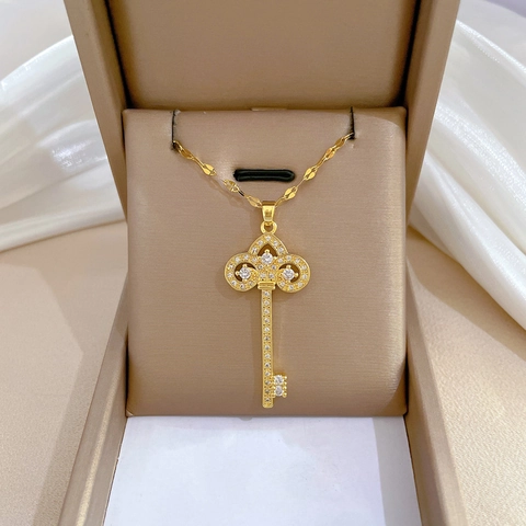 Kroon Sleutel Hanger Ketting Met Zirkonia Roestvrijstalen Ketting En Koperen Sieraden Voor Dames Elegante Luxe Stijl