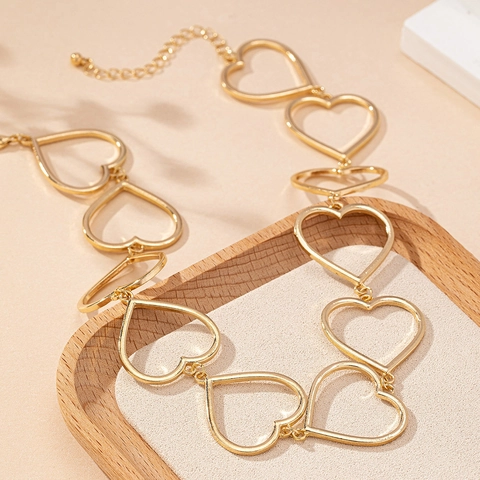 Mode Westlicher Stil Hohl Herz Gliederkette Zinklegierung Galvanisiert Schlüsselbeinkette Choker Schmuck Für Damen Täglich Geschenk