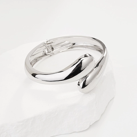 Bracciale Rigido Aperto Goccia D'acqua Minimalista Rame Lucido Geometrico Per Donna Stile Di Lusso