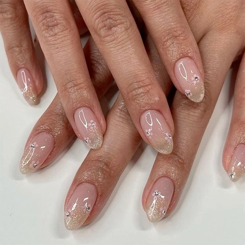 Press On Nails Pink Gradient Silver Glitter Flower Rhinestones Short Round Oval Full Cover Fake Nails Women Elegance