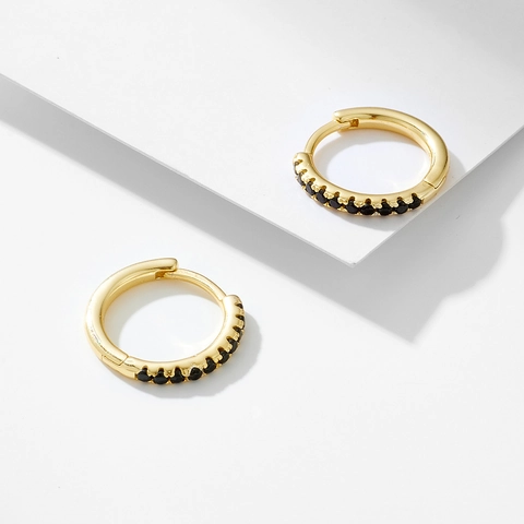Boucles d'Oreilles Créoles en Argent Sterling 925 Minimalistes Géométriques Plaqué Or avec Strass Noirs pour Femmes Bijoux