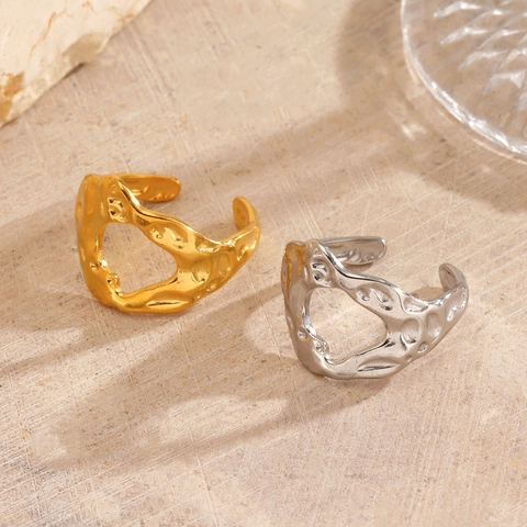 Anillo De Acero Inoxidable Martillado Irregular Bañado En Oro De 18K Corazón Hueco Joyería De Dedo Ajustable Mujer