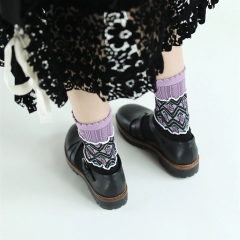 Vintage Women Cotton Mid-calf Socks Floral Embroidery Ruffle Trim Lettuce Edge Retro Mori Girl Japanese Style Sweety
