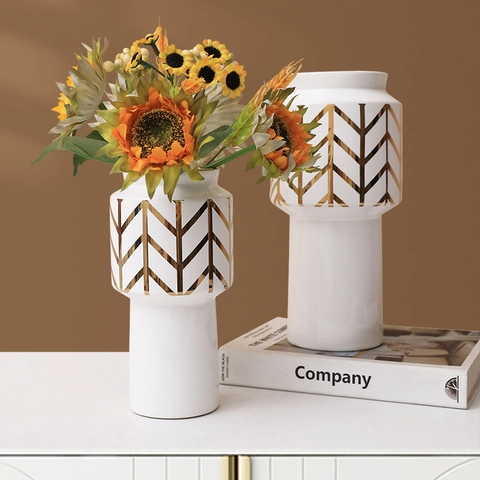 Modern Ceramic Vase And Artificial Flower Gilded Chevron Pattern Desktop Ornament Home Decor Nordic Style Luxury