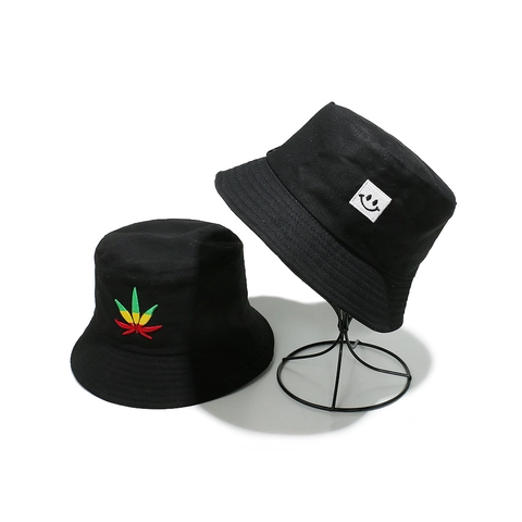Schwarzer Fischerhut Polyester Smiley Gesicht Cannabis Blatt Stickerei Sonnenschutz Streetwear Hip Hop