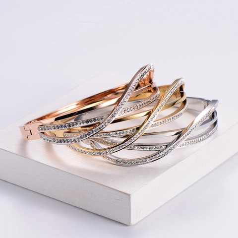 Gedraaide Kruis Armring Armband 316L Roestvrij Staal 18K Verguld Met Strass Glinsterende Bruiloft Sieraden Voor Dames