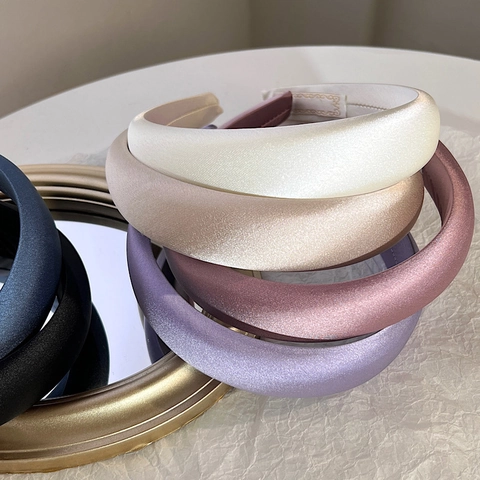 Spons Gevoerde Hoofdband Satijnen Stof Breed Dik Effen Kleur Elegant Haaraccessoires Voor Dames