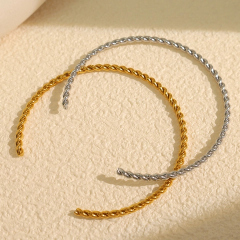 Bracciale Rigido Aperto Intrecciato in Acciaio al Titanio Minimalista per Donna Bracciale Geometrico a Spirale Gioielli Regalo