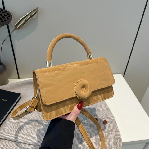 Borsa A Spalla Da Donna In Pelle PU Pieghettata Borsa A Mano Vintage Fibbia Metallica Rotonda Tracolla Moda Inverno Versatile