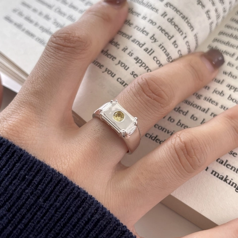 Anillo De Plata De Ley 925 Con Piedra Preciosa Amarilla Rectangular Texturizado Joyería De Dedo Ajustable Para Mujeres Estilo Vintage