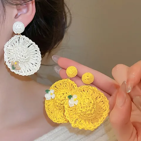 Raffia Stroh Gewebte Sonnenhut Hängeohrringe Mit Silbernem Ohrstecker Bohemian Blumendekor Für Damen