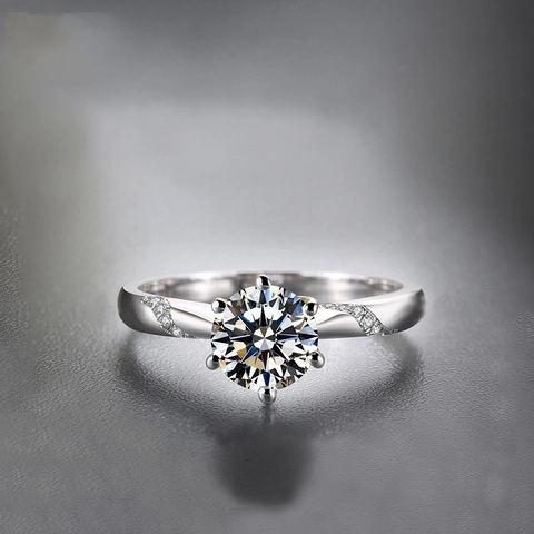 Classic Six-Claw Copper Rhinestone Open Ring For Women Elegant Silver Plated Hearts And Arrows Simulated Diamond Engagement Jewelry