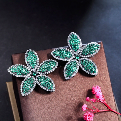 Elegant Five Petal Flower Stud Earrings Copper With Micro Pave AAA Zircon Luxury Floral Jewelry For Women