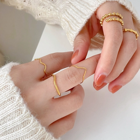 Minimalistische Wellen Perlen Ringe Titanstahl Vergoldet Stapelbare Knöchel Band Schmuck Für Frauen Retro Poliert