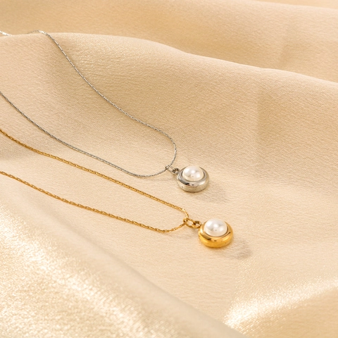 Collana In Acciaio Inossidabile Placcato Oro 18K Perla Artificial Cuore Inciso Pendente Cerchio Catena Da Clavicola Gioielli Minimalisti