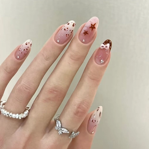 Uñas Postizas Press On Estilo Francés Estampado Leopardo Con Estrella Lazo Diamantes De Imitación Marrón Rojizo Forma Almendra ABS
