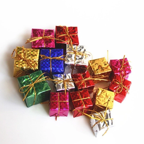 Mini Scatole Regalo Di Natale Ornamenti In Schiuma Avvolti In Carta Metallizzata Colorata Decorazioni Da Appendere Albero