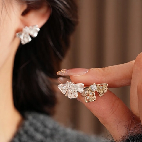 Orecchini A Lobo A Farfalla In Rame Con Zircone E Perno In Argento Design Traforato Delicato Elegante Gioielli Moda Da Donna