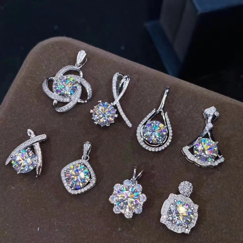 Moissanite Style Zircon Pendant Necklace Copper White Gold Plated Elegant Sparkly Clavicle Chain Jewelry For Women