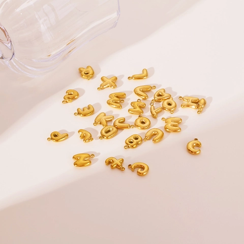 Ciondoli Con Lettera Iniziale Alfabeto Placcato Oro 18K Acciaio Inossidabile 3D Puffy Bubble Lucido DIY Gioielli