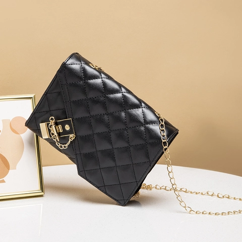 Women Quilted Crossbody Bag PU Leather Chain Shoulder Small Square Bag With Gold Lock Retro Casual Fashion Handbag