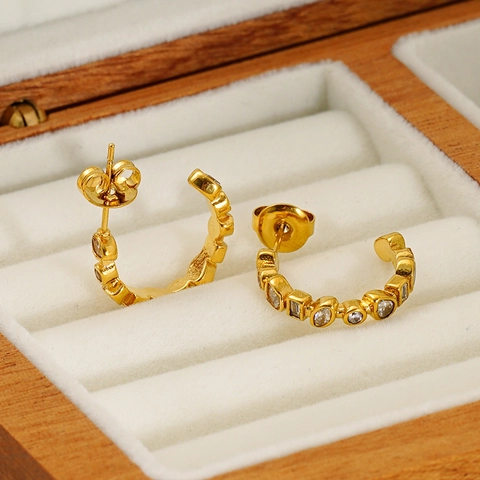 Créoles Géométriques En Acier Inoxydable Plaqué Or 18K Avec Zircon Multi Forme Pour Femme Mode Clous En U