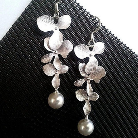 Collier Et Boucles D'oreilles Élégants En Alliage De Pétales De Fleurs Bijoux D'orchidée Florale Brossée Mate