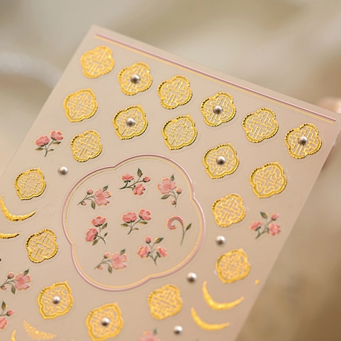 Chinesischer Stil Geprägte Nagelkunst Aufkleber Vergoldete Fenstergitter Rosa Blume Vintage Selbstklebende Nagelsticker