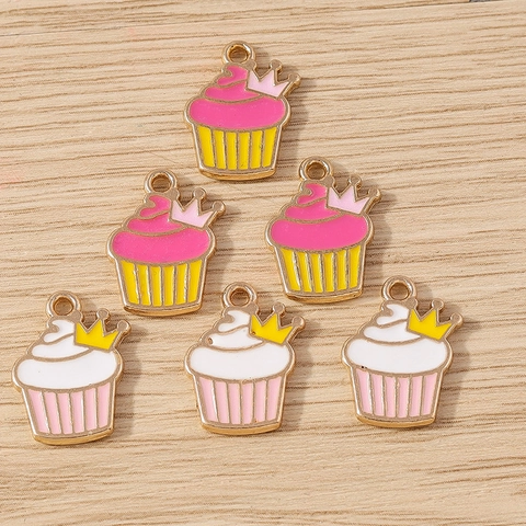 Dijes De Cupcake Con Corona Aleación Esmalte Pendants Para Fabricación De Joyas DIY Llavero Y Decoración De Teléfono Estilo Dibujos