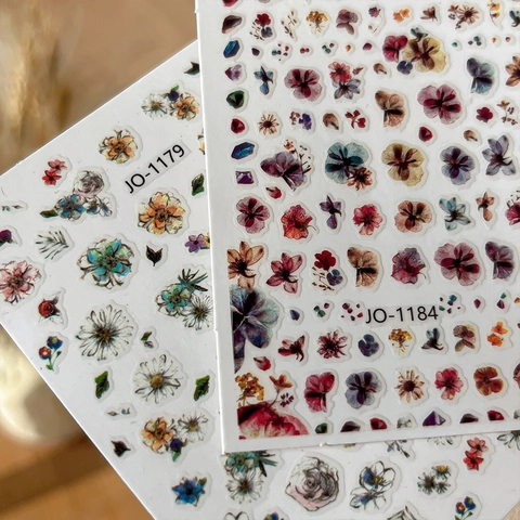 Autocollants À Ongles Fleurs Rétro Ultra Minces Auto Adhésifs Style Japonais Fleurs Séchées Vintage
