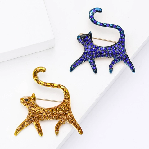 Fashion Alloy Rhinestone Cat Brooch For Women Elegant Animal Shape Suit Pin Cardigan Accessory Stylish Jewelry Gift