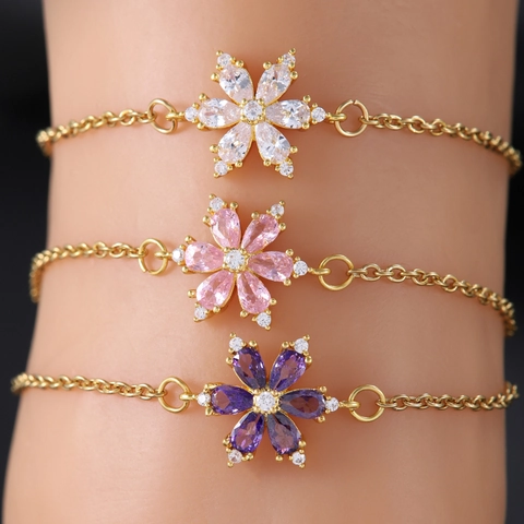 Elegante Pulsera De Flores Cobre Bañado En Oro 18K Zirconia Corte Marquisa Seis Pétalos Joyería Floral Para Mujeres Ajustable