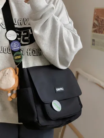 Large Capacity Messenger Bag Polyester Multi Pockets Harajuku Retro Crossbody Bag Japanese Style Collegiate For Students With Badges