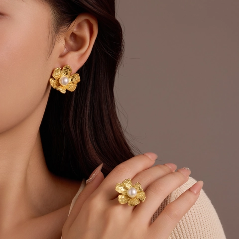 Parure de Boucles d'Oreilles et Bague en Acier Inoxydable Texture Pétale Avec Künstliche Perle Clous d'Oreilles Fleur Bijoux Mariage