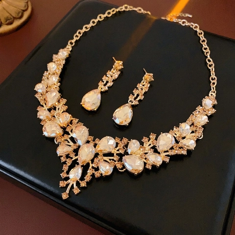 Gioielli Di Lusso Lega Rhinestone Goccia D'acqua Collana E Orecchini Per Donna Matrimonio Festa Banchetto