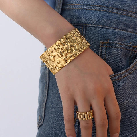 Hammered Texture Stainless Steel Open Cuff Bracelets Hollow Flower Butterfly Adjustable Metal Bangle Jewelry For Women