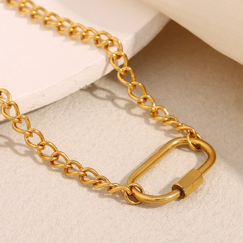 Minimalist Stainless Steel Rectangle Buckle Pendant Necklace 18K Gold Plated Geometric Carabiner Clasp Jewelry For Women