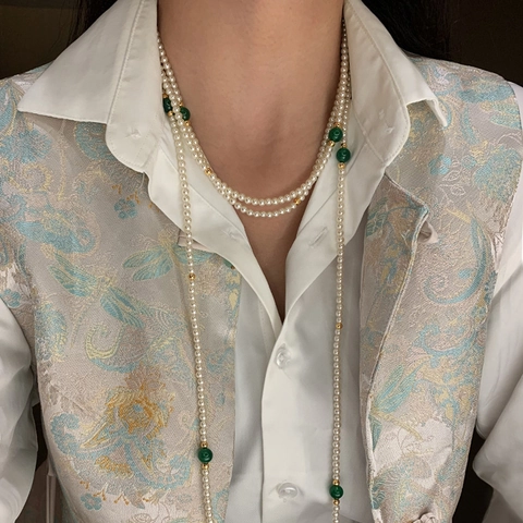 Lange Künstliche Perlenkette Vintage Chinesischer Stil Faux Weiße Künstliche Perlen Mit Grünen Künstliche Perlen Und Goldenen Abstandshaltern Elegante Pulloverkette