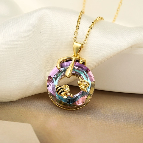 European Fashion Copper Bee Pendant Necklace For Women Gradient Blue Purple Rhinestone Geometric Crystal Clavicle Chain Jewelry