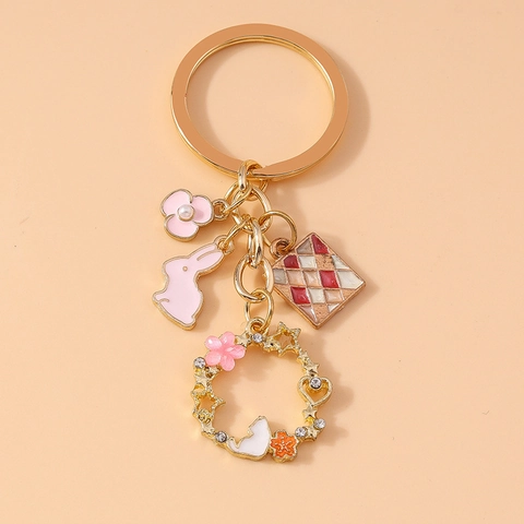 Llavero De Guirnalda De Conejo Lindo Esmalte Rosa Flor Gato Estrella Aleación Colgante Amuleto De Bolsa Para Mujeres Niñas